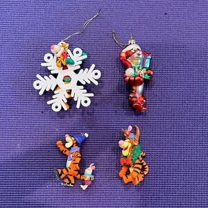 Festive Tigger Holiday Ornament Set - Multicolor